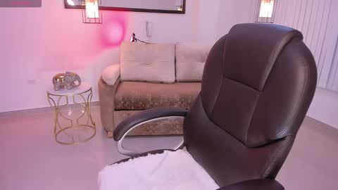 Snapshot of miavegas1 chatting on December 2025 03:45:02 AM Mia Vegas online show from December 2025 03:45:02 AM