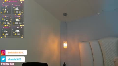 Mia Villalobos online show from October 2025 07:49:02 AM