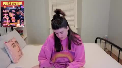 Mia  online show from April 2026 09:38:02 PM