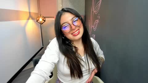M I A W I L S online show from February 2025 07:44:02 PM