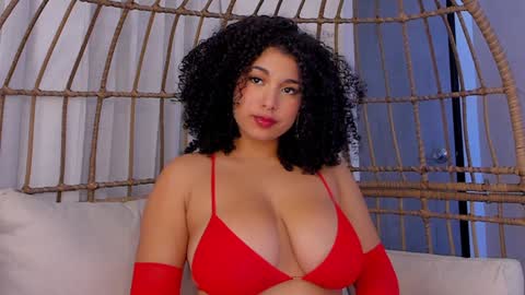 Mia online show from January 2025 06:34:02 AM