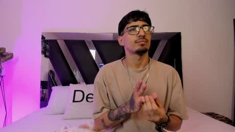 MiaIron online show from April 2026 12:13:01 PM