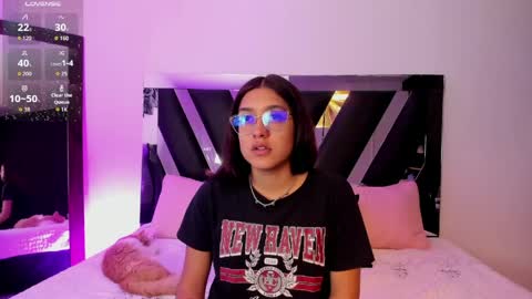 MiaIron online show from May 2026 12:35:02 PM