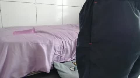 micaelrian777 online show from December 2024 07:06:01 PM