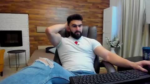 MicahLane online show from November 2025 05:29:02 AM