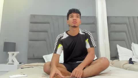 Michael Ross online show from January 2026 11:37:02 AM