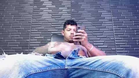 Michael Daviss online show from January 2025 02:36:01 PM