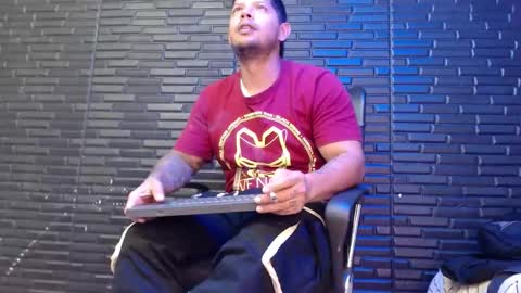 Michael Daviss online show from March 2025 05:00:02 PM