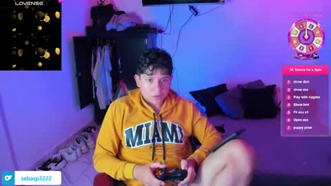 michael independent model  online show from February 2025 12:17:01 AM