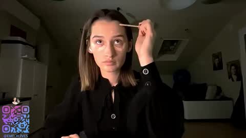 Emily online show from October 2025 03:57:02 PM