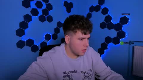 Your Michael online show from February 2026 09:43:02 AM