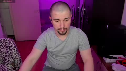 Michael online show from April 2026 02:20:01 PM