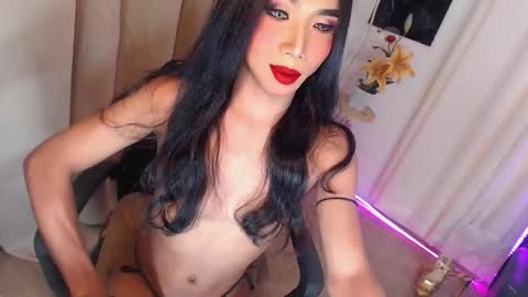 michaelagoddess online show from October 2025 05:19:01 PM