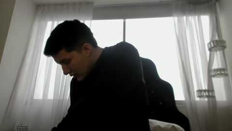 MichaelConnor  online show from December 2024 12:01:02 PM