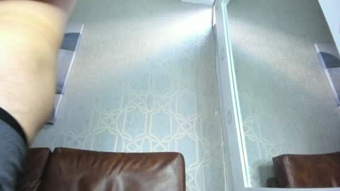 MichaelConnor  online show from December 2024 10:57:02 PM