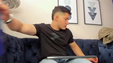 MichaelConnor  online show from January 2025 03:16:02 PM