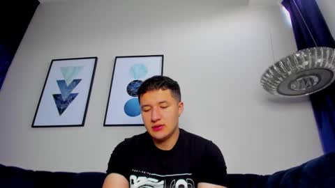 MichaelConnor  online show from January 2025 12:03:02 PM