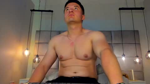 MichaelConnor  online show from January 2025 02:35:01 PM