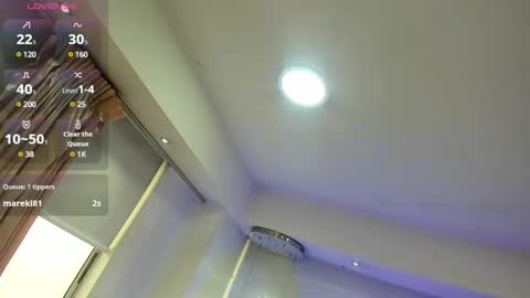 MichaelConnor  online show from February 2025 04:07:01 PM