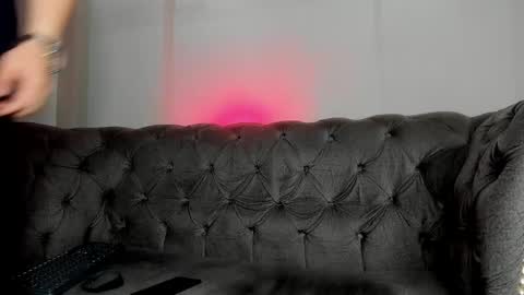 MichaelConnor  online show from February 2025 12:11:01 PM