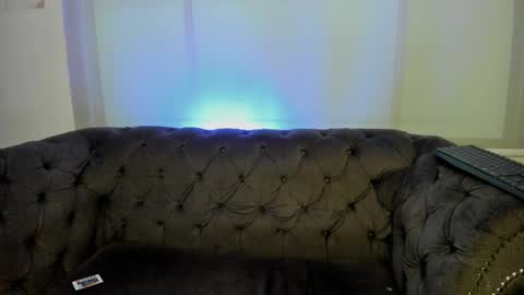 MichaelConnor  online show from March 2025 02:47:02 AM