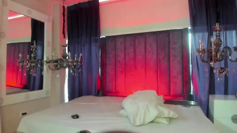 MichaelConnor  online show from March 2025 11:51:01 AM