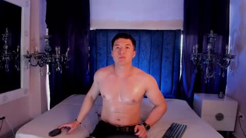 MichaelConnor  online show from March 2025 02:56:02 PM