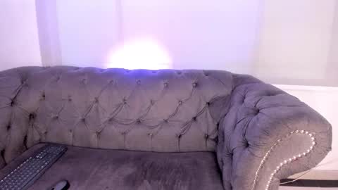 MichaelConnor  online show from March 2025 12:52:02 PM