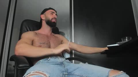 MichaelEvansx online show from October 2025 09:27:01 PM