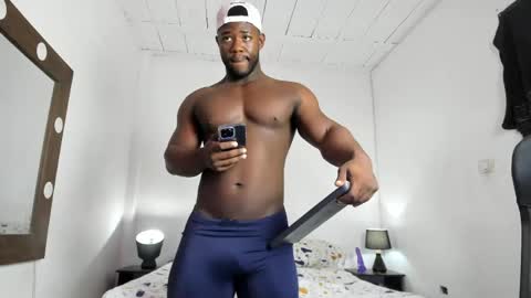 michaell_donnovann online show from June 2026 06:57:01 PM