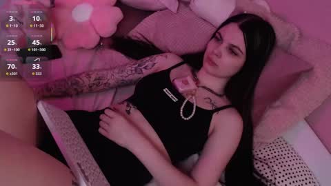 Kate online show from April 2026 01:11:02 AM