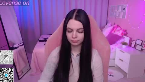 Snapshot of michela_fruet chatting on May 2026 01:02:02 AM Kate online show from May 2026 01:02:02 AM