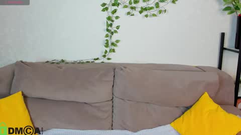 Michelle online show from October 2025 01:09:02 AM