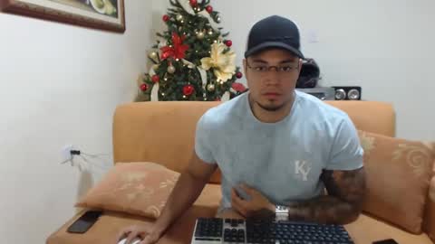 michelle_allen0104 online show from December 2024 08:51:02 AM