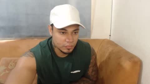 michelle_allen0104 online show from December 2024 12:01:02 PM