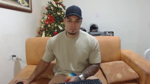 michelle_allen0104 online show from December 2024 10:39:02 AM