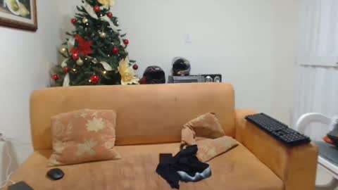 michelle_allen0104 online show from December 2024 11:25:02 AM