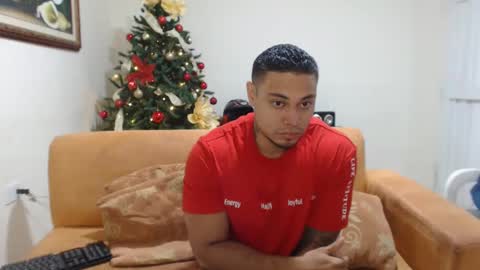 michelle_allen0104 online show from December 2024 01:07:02 PM