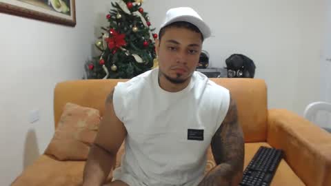 michelle_allen0104 online show from January 2025 04:38:02 AM