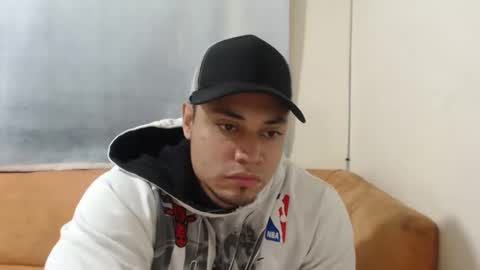 michelle_allen0104 online show from January 2025 10:18:02 AM