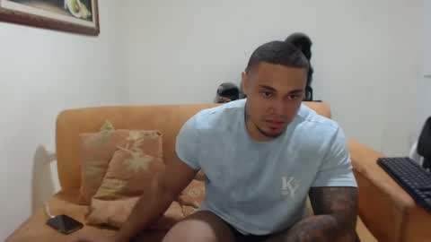 michelle_allen0104 online show from March 2025 04:13:01 AM