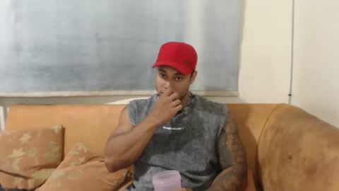 michelle_allen0104 online show from September 2025 02:46:01 AM