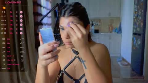 Michelle online show from October 2025 08:45:02 AM