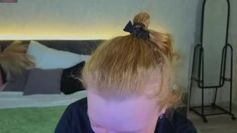 michelle_blond online show from April 2026 09:39:01 AM