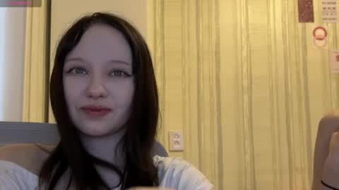 michelle_neely online show from December 2025 07:05:01 AM