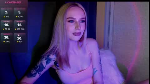 Snapshot of michellevelour chatting on June 2026 05:13:02 PM Michelle online show from June 2026 05:13:02 PM