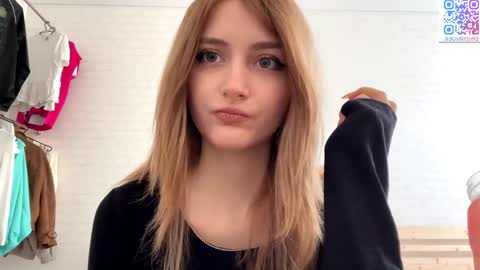 Jenny online show from April 2026 08:39:01 AM