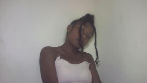 Snapshot of michou_69 chatting on May 2026 12:13:02 PM michou_69 online show from May 2026 12:13:02 PM