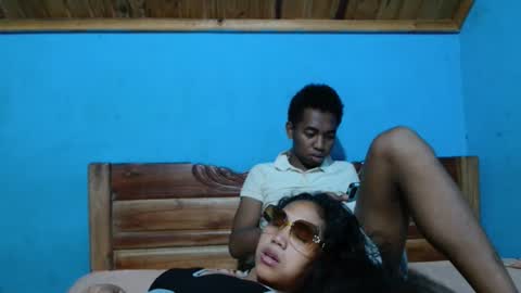 mickaking online show from October 2025 07:48:01 PM