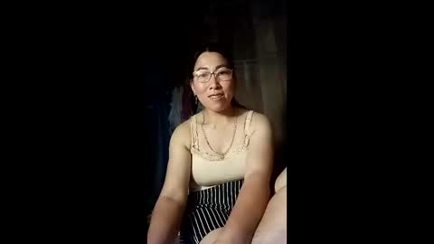 Snapshot of mickye00 chatting on April 2026 02:27:02 AM Miky online show from April 2026 02:27:02 AM